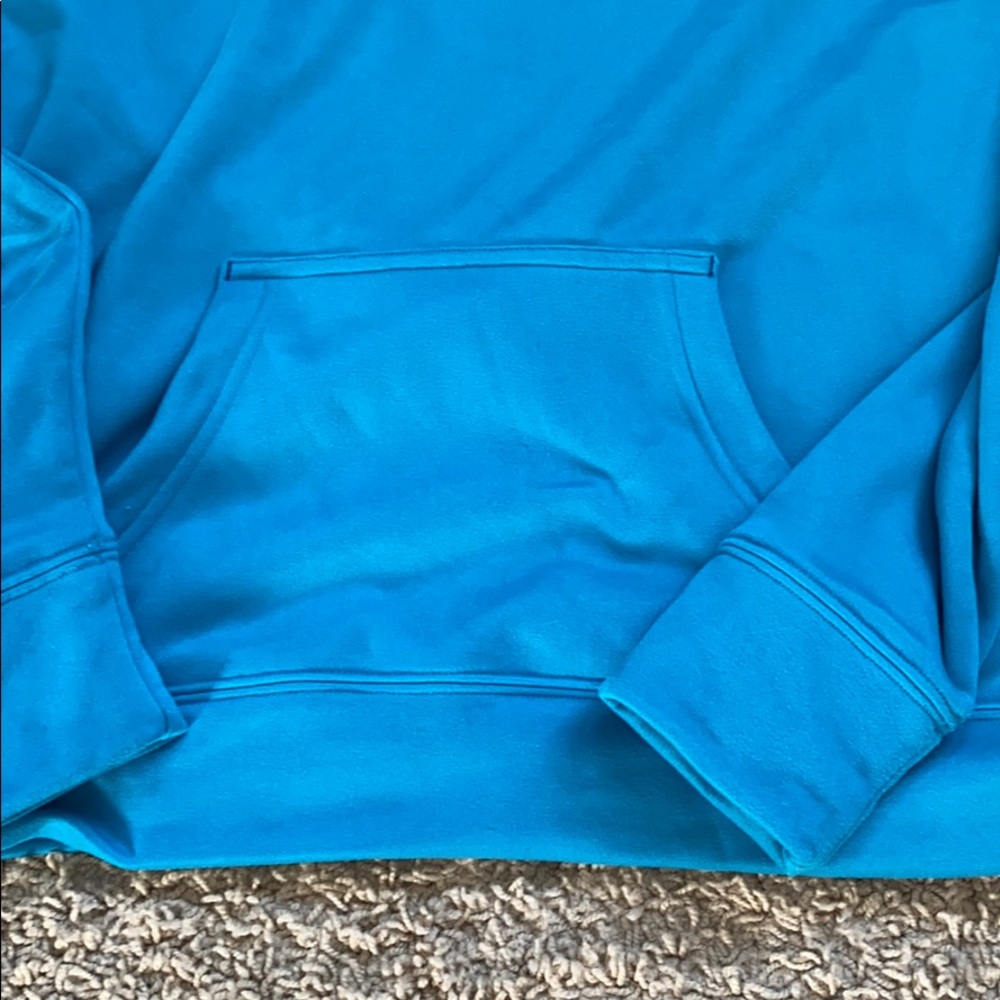 Under Armour hoodie, size Medium - Picture 3 of 5